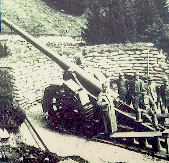 File:Cannone 149-35 batteria.jpg