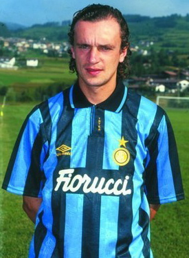 File:Igor Shalimov (Inter).jpg