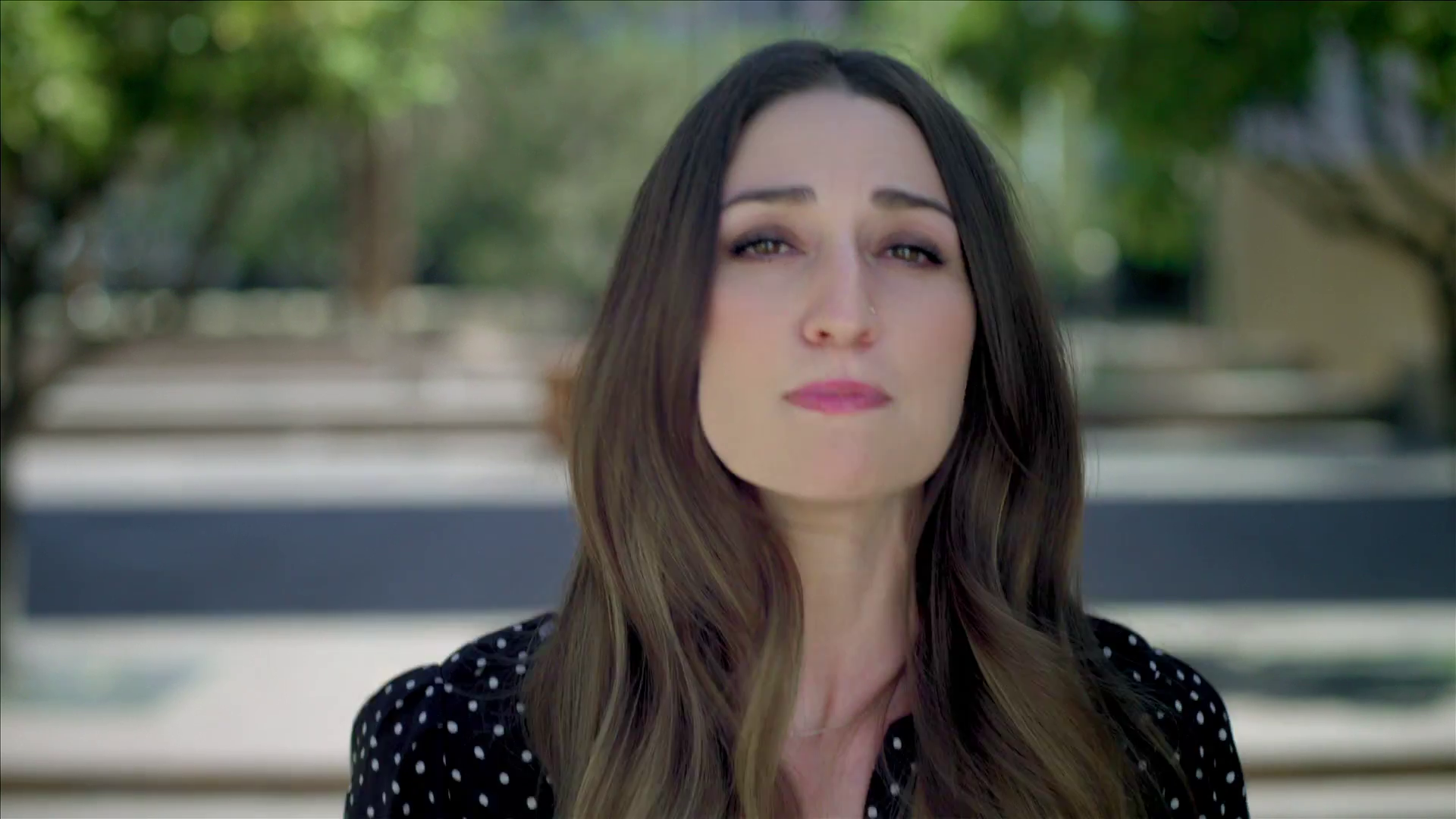 Sara Bareilles on 'Brave' vs. Katy Perry's 'Roar' - ABC News