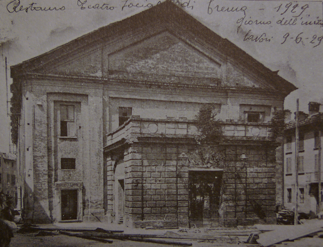 File:Crema-teatro-sociale-3.jpg