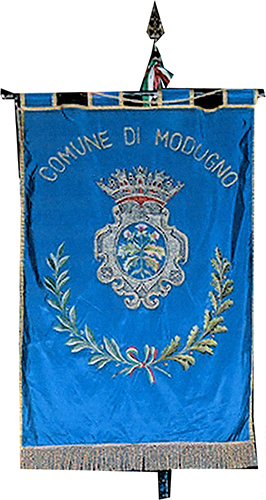 File:Modugno-Gonfalone.png