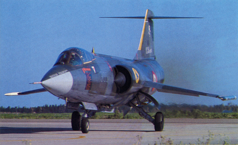 File:F-104 del 3º Stormo.jpg