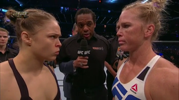 Rousey contre Holm.png