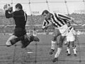 Serie A 1966-67 - Juventus vs Cagliari - Adriano Reginato et Virginio De Paoli.jpg