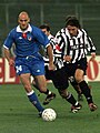 Ligue des Champions 1998-99 - Juventus vs Athletic Club - Roberto Ríos et Alex Del Piero.jpg