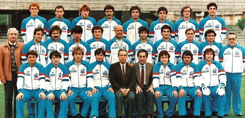 File:Pescara Calcio 1983-1984.jpg