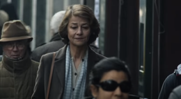 Totul este despre tine - Charlotte Rampling.png