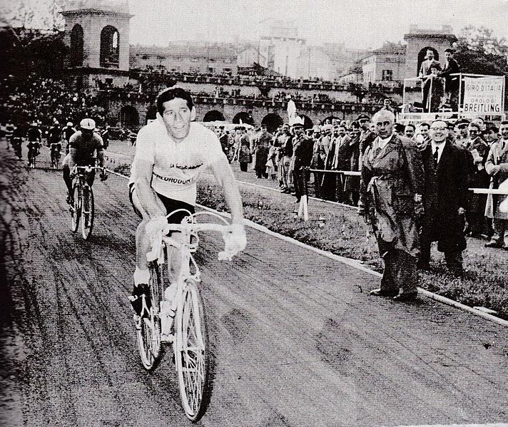 File:Giro 1957 Nencini.jpg