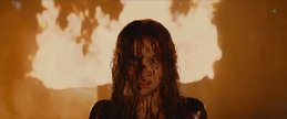 Carrie (2013) .png