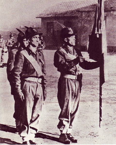 File:Cerimonia di riapertura della Scuola Militare Alpina di Aosta nel 1948.jpg