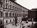 La piazza in una foto del 1898.