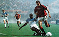 Coupe UEFA 1985-86 - Milan vs Auxerre - Basile Boli et Mark Hateley.jpg