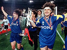 220px-Juventus_FC_-_Champions_League_199