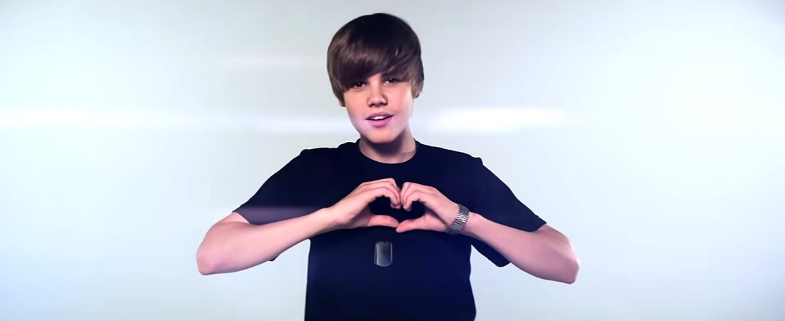 Love Me (Justin Bieber)