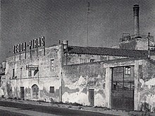 Stabilimento della Zedda Piras, azienda di liquori nata a Pirri e con sede in viale Ciusa, risalente agli anni '60.