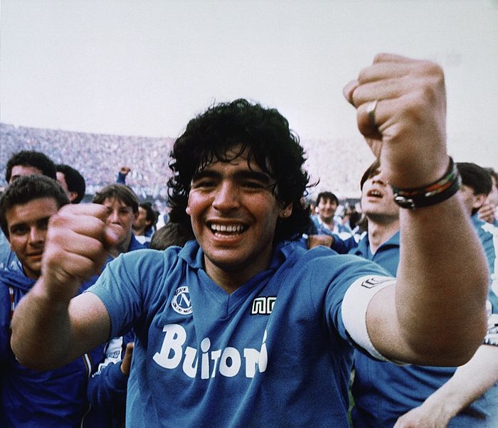 Diego Maradona 1987.jpg