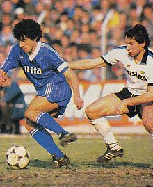 Matteoli capitano del Como nel 1985, alle prese con il futuro compagno di squadra in nerazzurro Giuseppe Baresi.