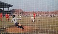 Serie A 1981-82 - Catanzaro vs Juventus - Pénalité par Liam Brady.jpg