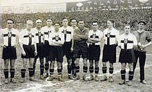 La maglia bianca rossocrociata indossata nella stagione 1928-1929.