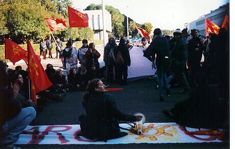 File:Manif udu roma 20nov1998.jpg