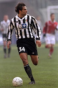 Juan Esnáider - Juventus FC 1998-99.jpg