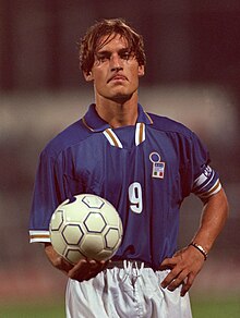 Totti capitano della nazionale Under-21 nel 1997