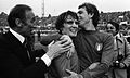 Bearzot, CT dell'Italia, festeggia con Tardelli e Bettega dopo una vittoria sull'Inghilterra nel novembre del 1976