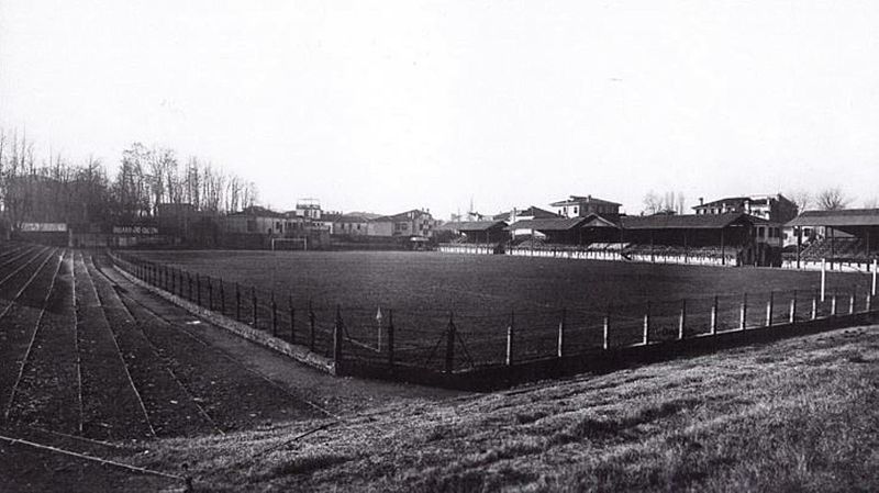 File:Stadio Appiani anni 30.jpg