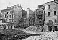 Edifici in piazza San Barnaba dopo il bombardamento del 2 febbraio 1944.