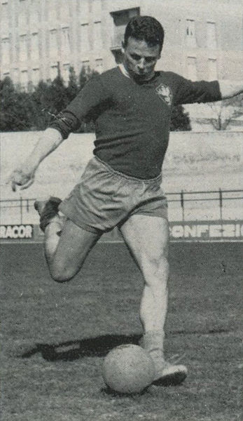 File:Ilario Castagner - AC Perugia (anni 1960).jpg