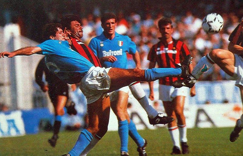 File:Serie A 1987-88 - Napoli vs Milan - Tebaldo Bigliardi e Ruud Gullit.jpg