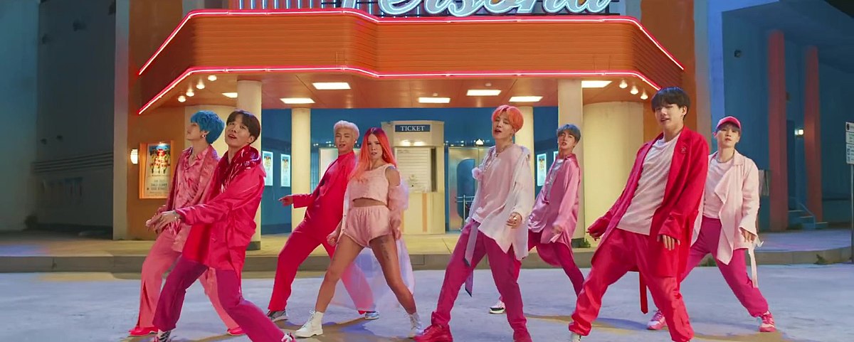 Boy with Luv - Wikipedia