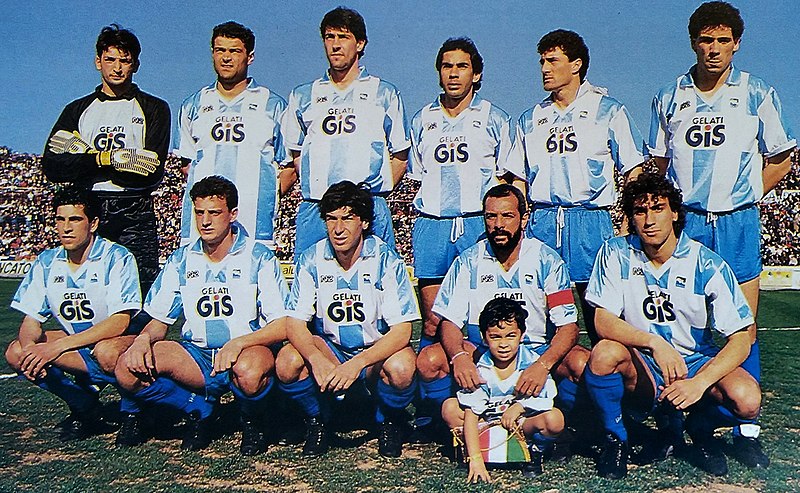 File:Pescara Calcio 1988-89.jpg
