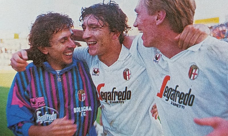 File:Marronaro, Bonetti, Bonini - Bologna FC 1988-89.jpg