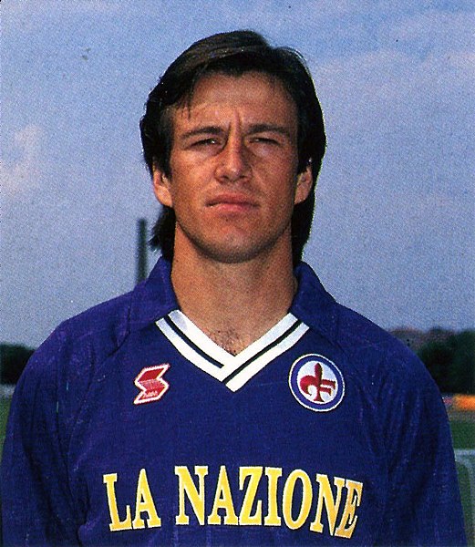 File:Dunga - AC Fiorentina 1990-1991.jpg