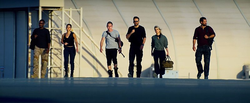 Netflix Sets Premiere For Ryan Reynolds/Michael Bay's '6 Underground' –  Deadline