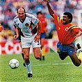 Coupe du monde 1990 - Yougoslavie vs Colombie - Predrag Spasić et Arnoldo Iguarán.jpg