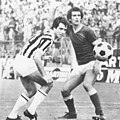 Serie A 1975-1976 - Juventus vs Verona - Roberto Bettega et Sauro Catellani.jpg