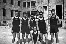 Una formazione di pallacanestro della F.G.C. Trapani negli anni '30