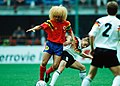 Coupe du monde 1990 - Allemagne de l'Ouest contre la Colombie - Carlos Valderrama, Thomas Häßler.jpg