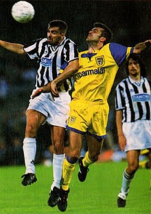 220px-Coppa_Italia_1994-95_-_Juventus_vs