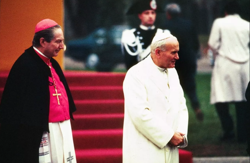 File:Giovanni Paolo II Cardinale Martini Milano 1983.png