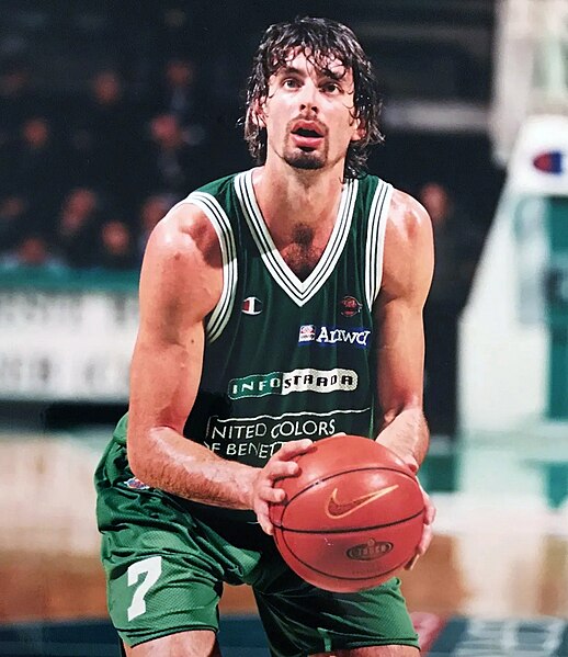 File:Riccardo Pittis (Benetton Treviso).jpg