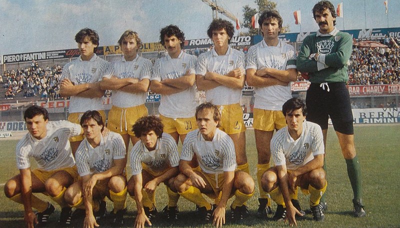 File:Parma Associazione Calcio 1983-84.jpg