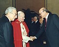 Cossiga, Jean-Paul II et Craxi (Quirinale, 1986) .jpg