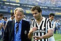 Serie A 1985-86 - Vérone vs Juventus - Giovanni Trapattoni et Antonio Cabrini.jpg