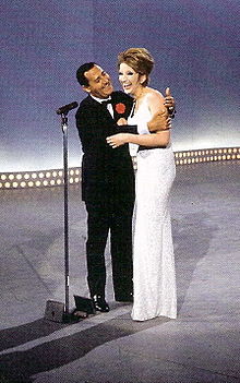 Mina e Alberto Sordi a Studio Uno nel celebre duetto (1966)