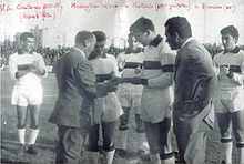 Il presidente Pizzuti premia Paolini (150 presenze) e Francia (100), stagione 1965-1966.