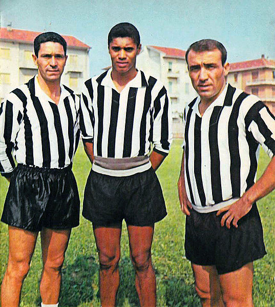 File:Juventus 1963-64 - Da Costa, Nené e del Sol.jpg