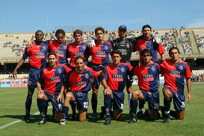 File:Cagliari Calcio 2001-2002.jpg